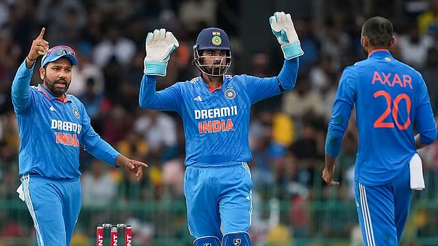 File : India National Cricket Team. 